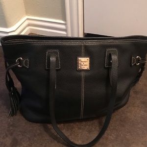 Dooney & Bourke Pebble Grain Davis Tote